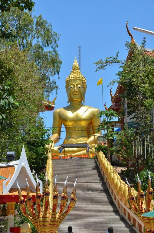 Lotus Art Guesthouse Патая Екстериор снимка