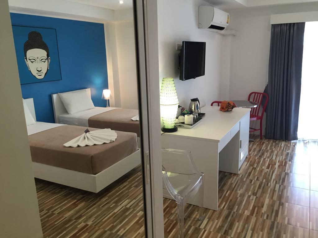 Lotus Art Guesthouse Патая Екстериор снимка