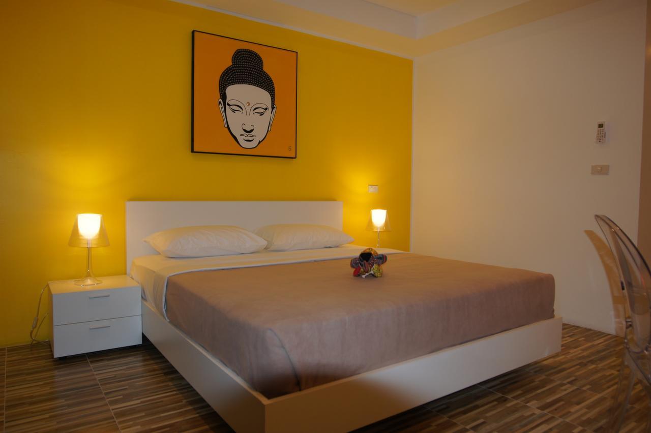 Lotus Art Guesthouse Патая Екстериор снимка